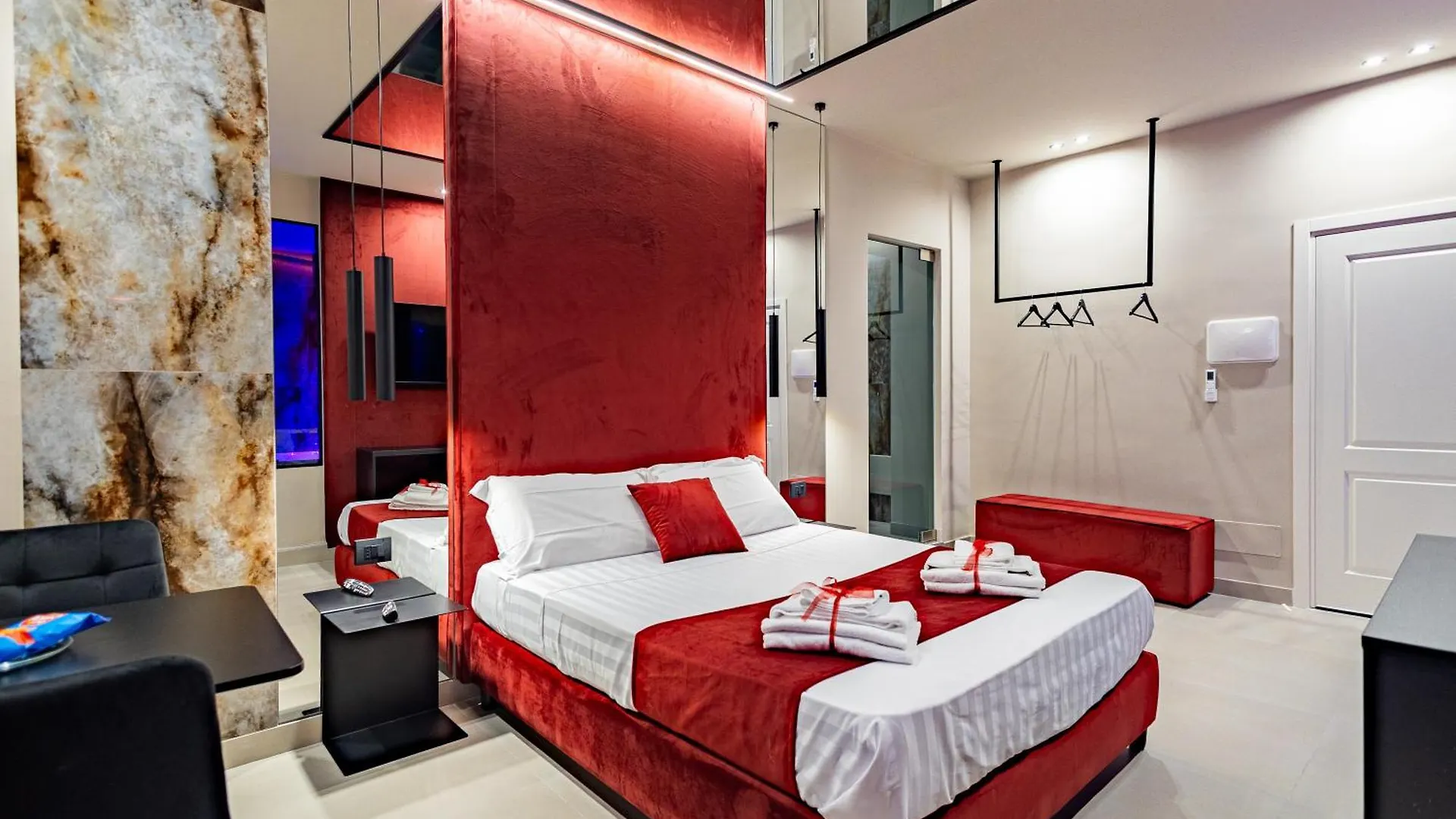 Supreme Suite&Spa Palermo 0*,  Italy